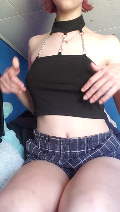 small tiddy bounce &lt;3 OC F18