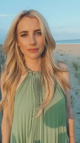 Emma Roberts gif