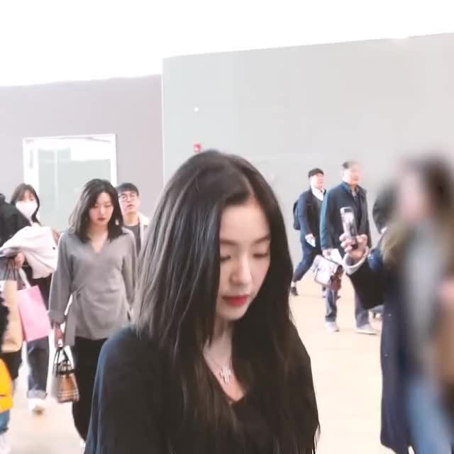 190328 Irene 6 Heart - Airport Fancam 레드벨벳 RedVelvet 이른 아침 쌀쌀함에