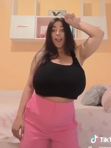 Bouncing Tits Huge Tits Slow Motion Porn GIF by marioman50