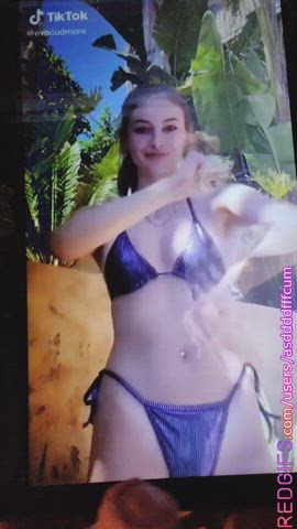 Eva Cudemore - Cumtribute