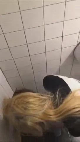 Bathroom Cunnilingus Exhibitionist Lesbian Pussy Eating Short Hair gif