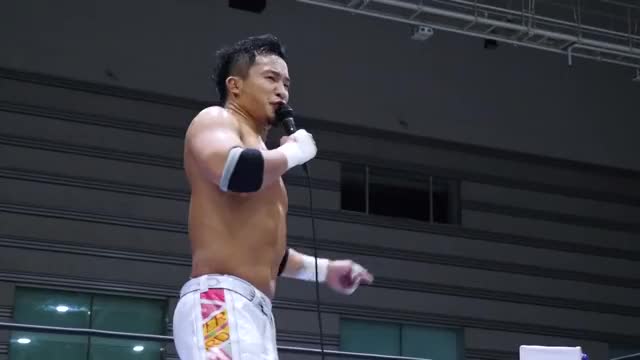 KUSHIDA gets a vital win over Desperado, and closes in traditional Japanese style!