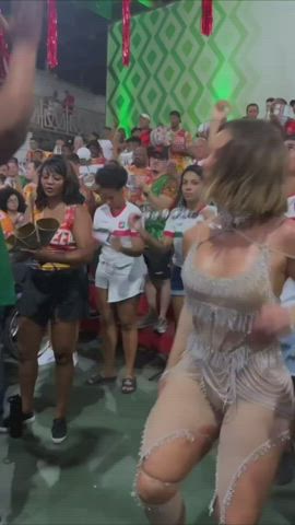 brazilian celebrity dancing heels jiggling milf gif
