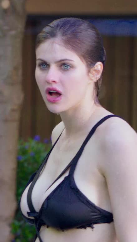 Alexandra Daddario dripping wet (The Layover) v2