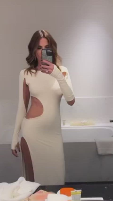 brazilian celebrity dress milf model nipples gif