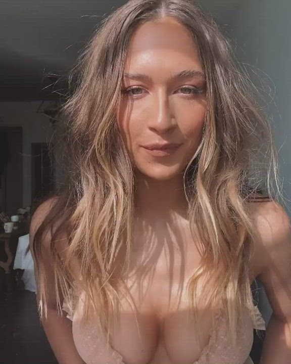 Australian Model OnlyFans gif