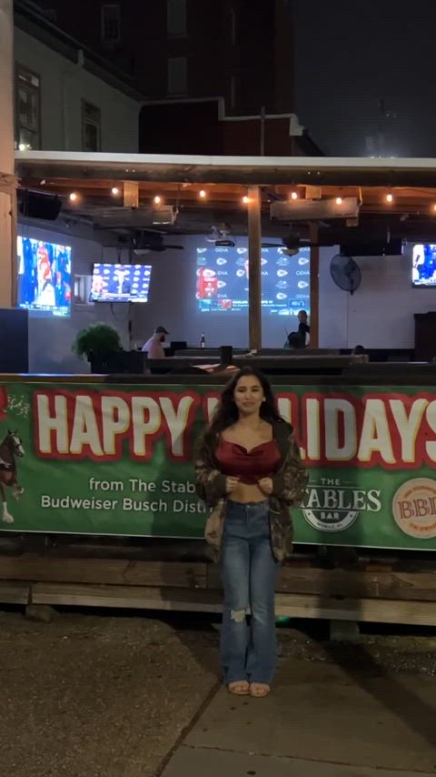 It was a little chilly at the bar (23F)