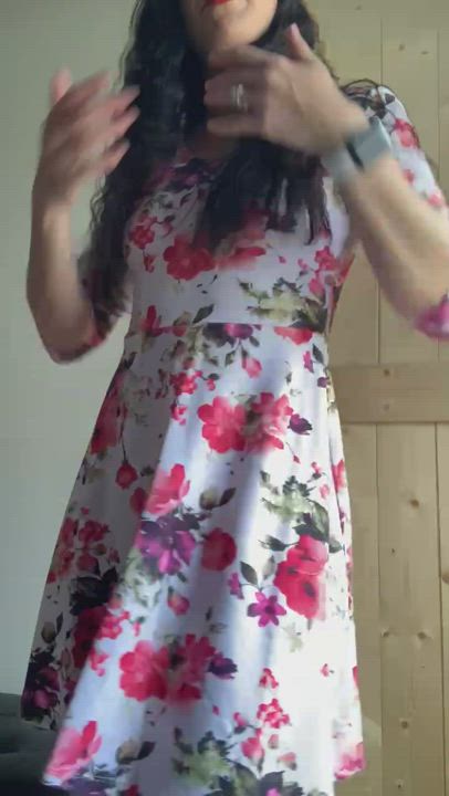 I love sundress season. Hope you like my flower ? (almost 40 year old F)