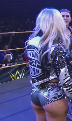 ass pawg thick wrestling gif