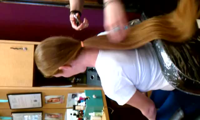 Cutting off a 24in ponytail