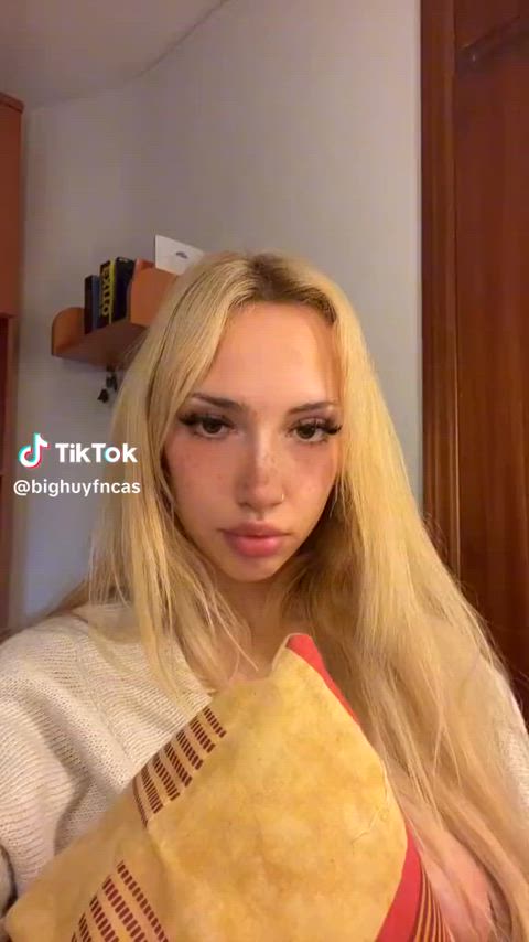 Soph- blonde_sophie2 on OF - tiktok nipslip flash. Check my tiktok likes (juanmomo45)