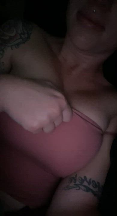 Happy Titty Tuesday, Reddit 👅