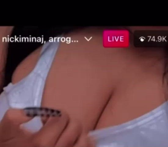 big tits celebrity ebony huge tits nicki minaj teasing gif