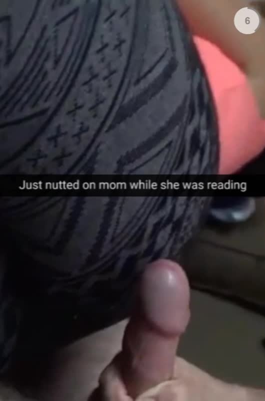 Nutted on mom