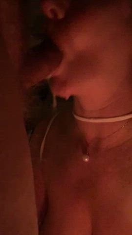 A romantic date ended with a drippy blowjob