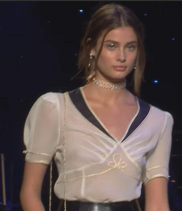 Taylor Hill gif