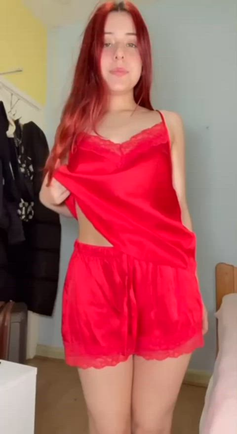 Natural Tits on TikTok???