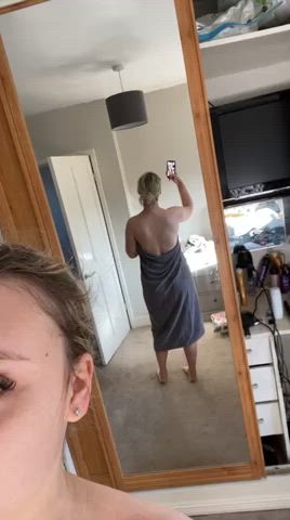 20 Years Old Ass Booty Mirror OnlyFans Selfie gif