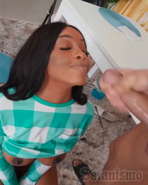   Cumshot Ebony 