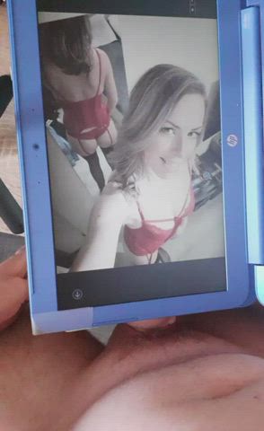 a nice cumtribute for the pretty nicky_cumtribute