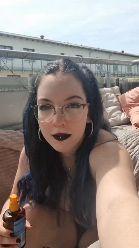 amateur big tits onlyfans goth-girls gif