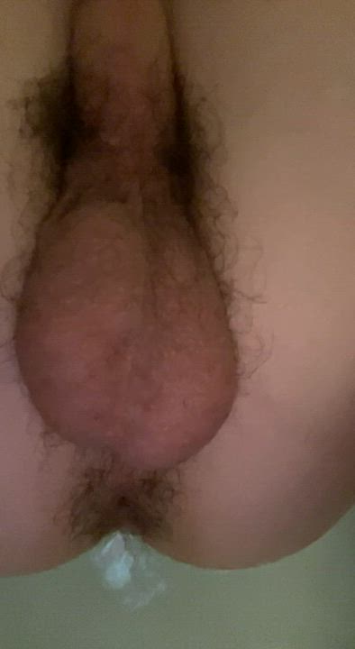 Pooping in the bath (M21) DMs open