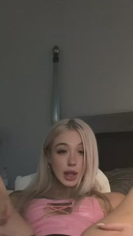 Camgirl Celebrity Masturbating