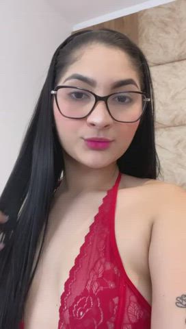 18 years old amateur camsoda latina lingerie pregnant teen webcam gif