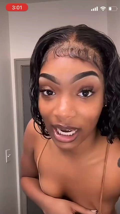 r/nipslip_voyeur_tiktok #126