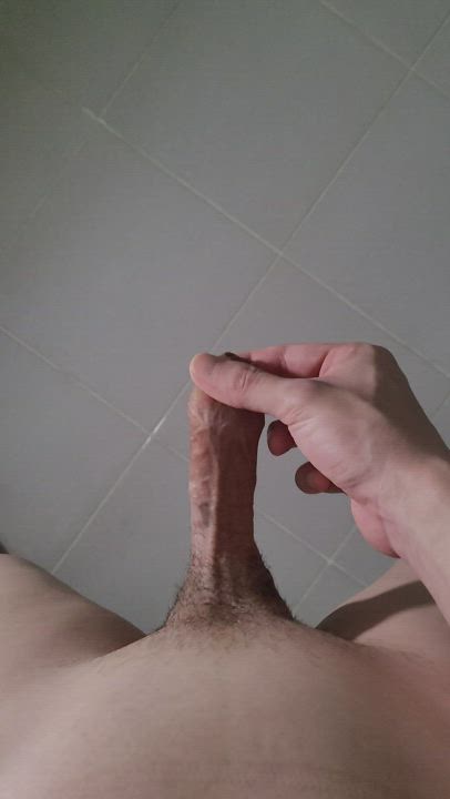 Sometimes I like how my foreskin moves yet the shape of the head is still visible