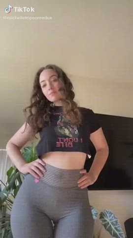 jiggling pawg slow motion tiktok gif