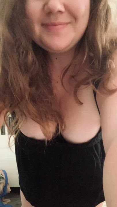 Hope you like smiles, big tits &amp; a curvy gal ☺️