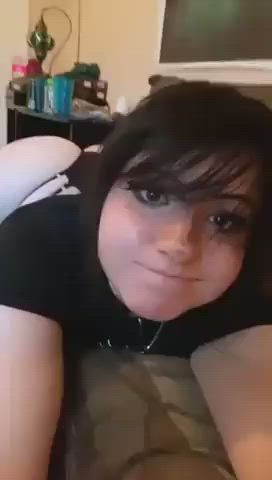 anyone know the name of this pawg goth?