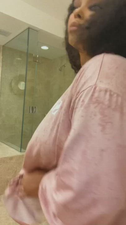 Bathroom Booty Thick gif