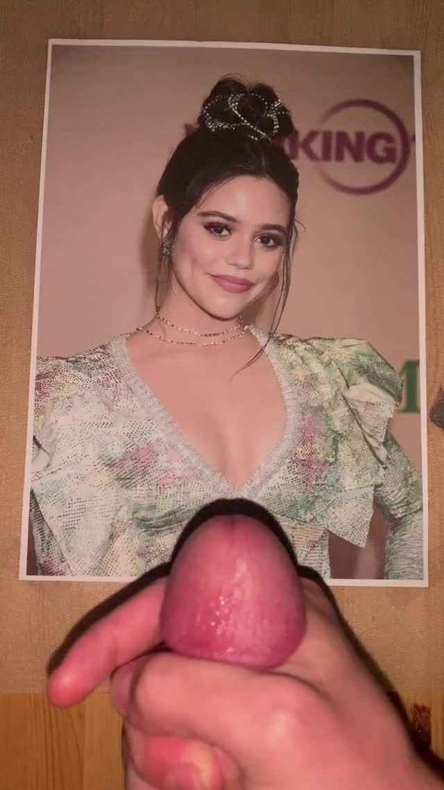 Jenna Ortega 06