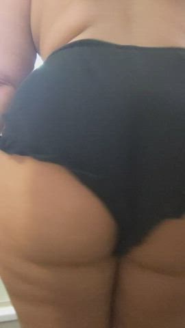 Booty is cute, but it's missing a cock 😋