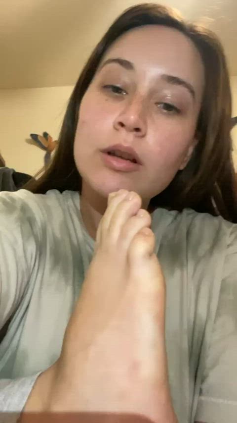 feet feet fetish feet licking feet sucking soles toes gif