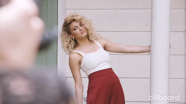 Tori Kelly