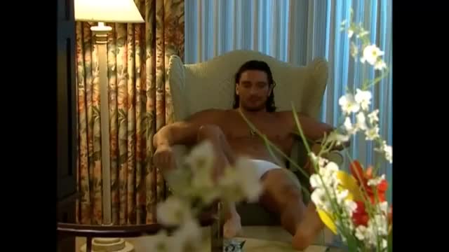 Julian gil bulge