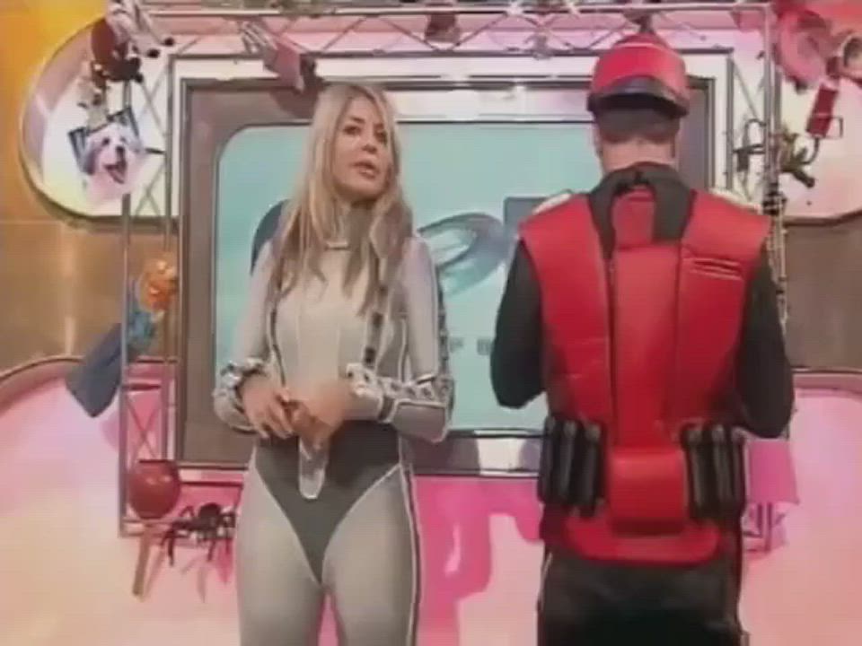 Holly Willoughby gets butt slapped