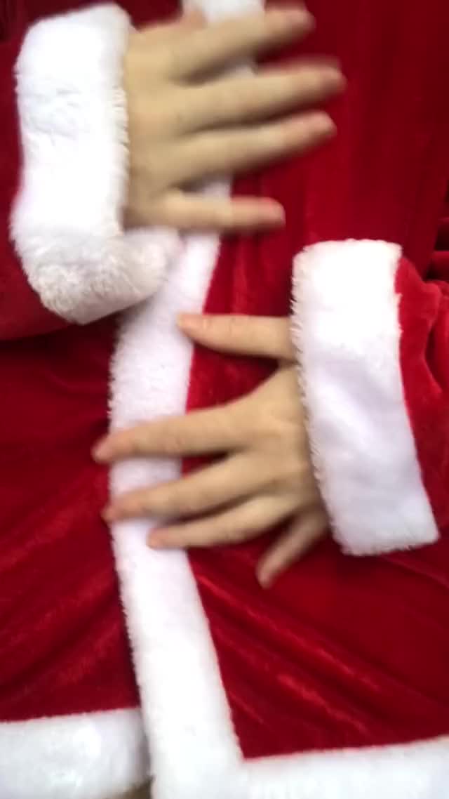 Some Christmas themed (f)un! Play with sounds on. ?✨