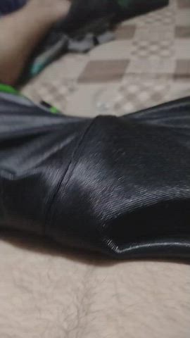 throbbing bulge, dm's open