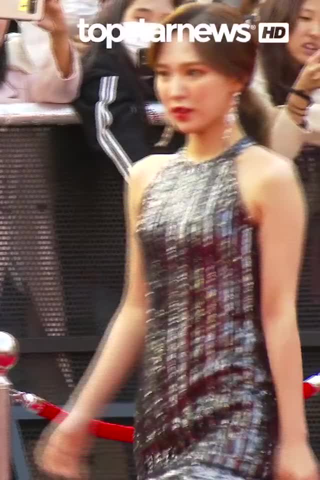 Red Velvet 181024 @ Korean Popular Culture and Arts Awards Wendy 1