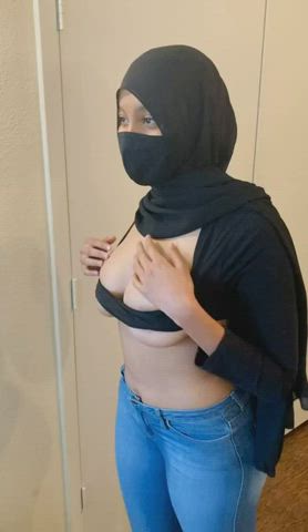 Muslim whore craving to get raped.