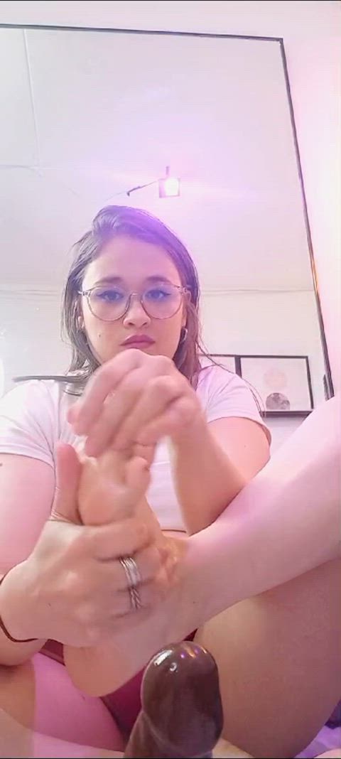 [Milly_White_] I will make you fill my feet with your cum 🍆👅