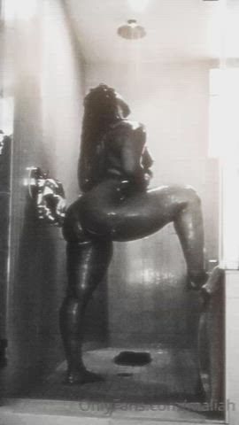 big ass ebony onlyfans shower thick thighs gif