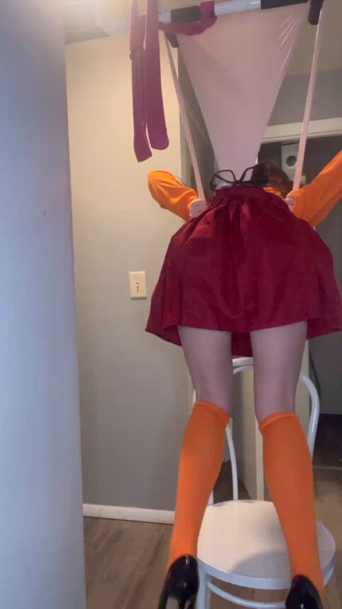 Velma in Hanging Wedgie🔎😈
