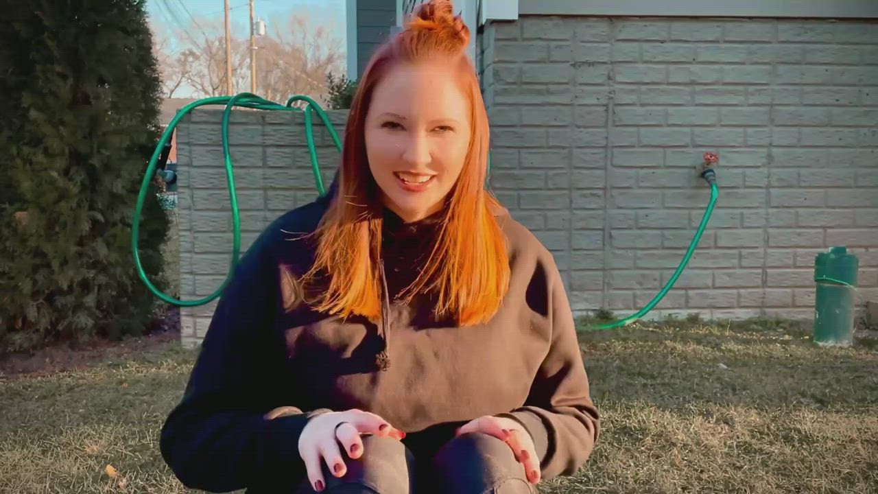 Feet Feet Fetish Femdom Foot Fetish Outdoor Pale Redhead gif