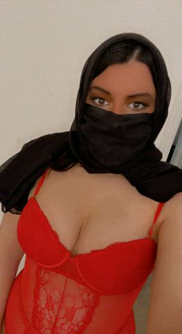 red lingerie + hijab = your perfect wife